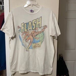 Vintage  The Flash I get around t shirt